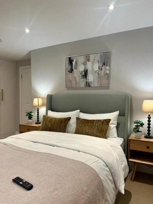 New Flat In Holland Park Apartment London Exterior photo